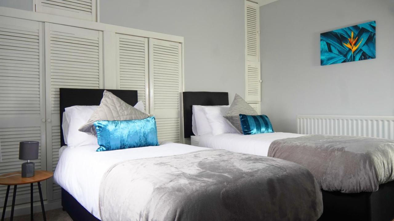 Portobello House - Four Bedroom House Perfect For Contractors - Sleeps 6 - Free Parking Wolverhampton Exteriör bild
